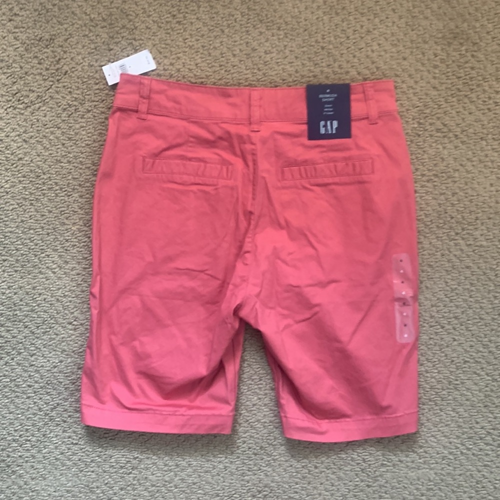 NWT: GAP Bermuda Shorts - Picture 9 of 11